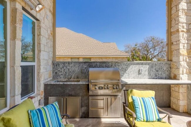 Building Photo - 4408 Logan Ridge Dr