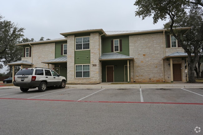San Gabriel Crossing Liberty Hill, TX Apartment Finder