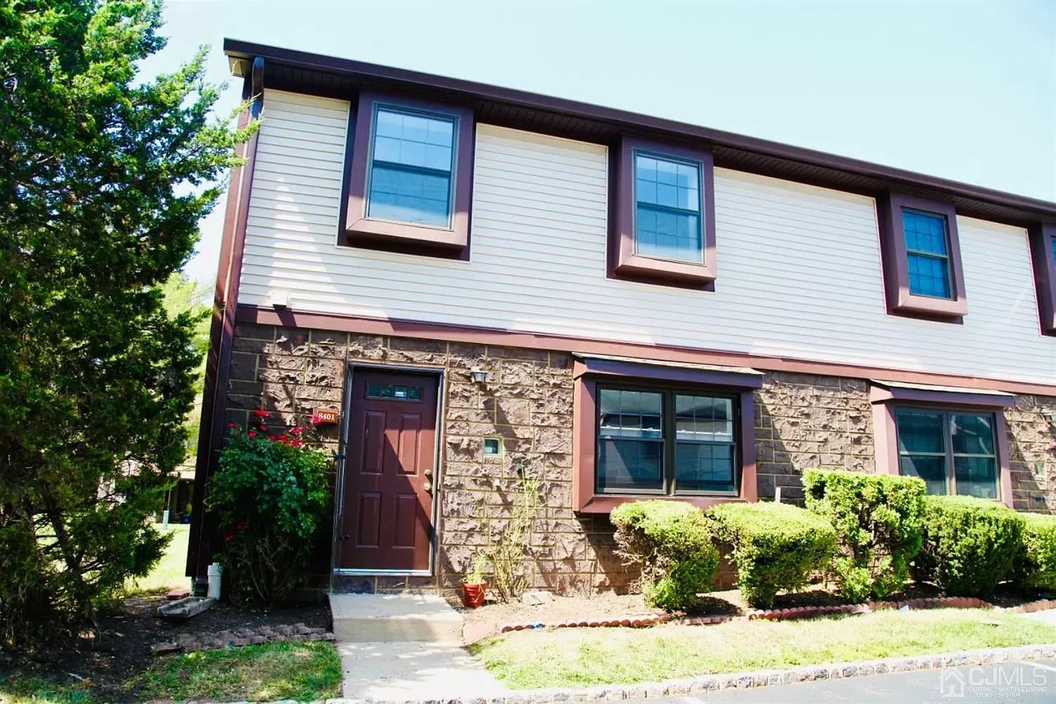 Building Photo - 8401 Hana Rd