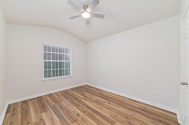 Building Photo - 26610 Marble Falls Bend