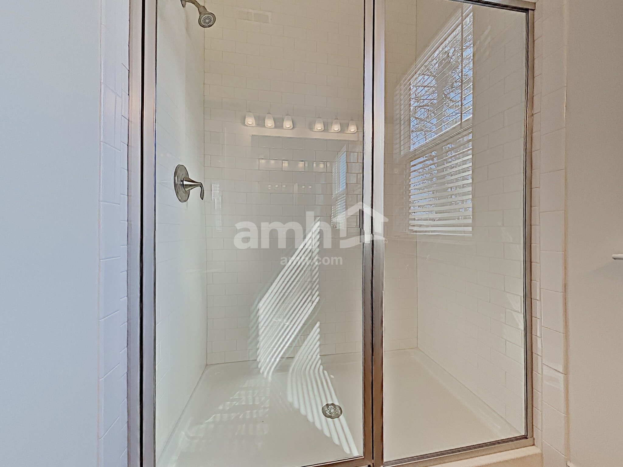 Building Photo - 4905 Canyon Creek Way