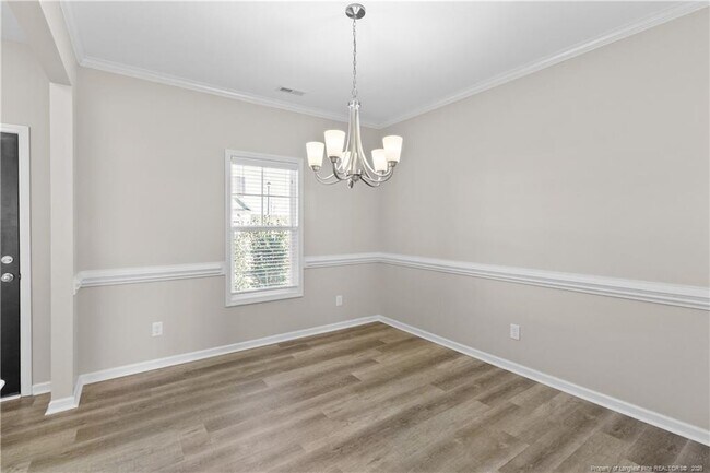 Building Photo - 120 Chatfield Dr.