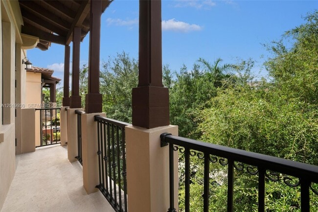 Building Photo - 6226 Paradise Point Dr
