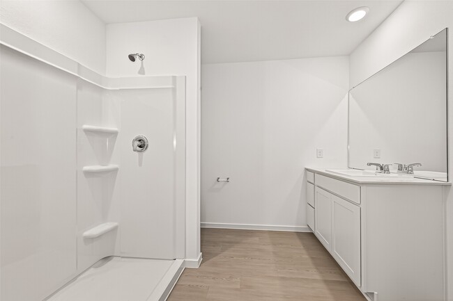 Building Photo - 26923 Dalmatian Bellflower Dr