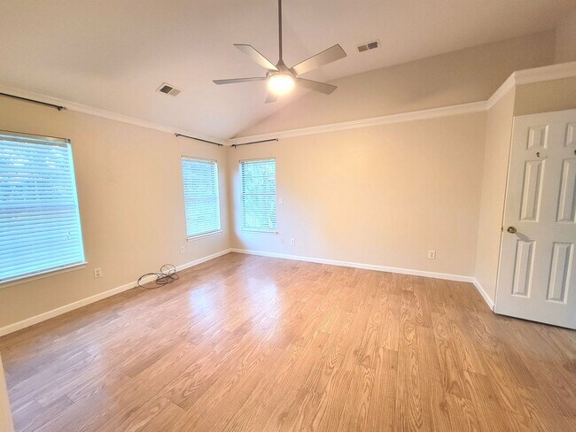 Building Photo - Stunning four bedroom in Charleston National on large lot - Mt. Pleasant