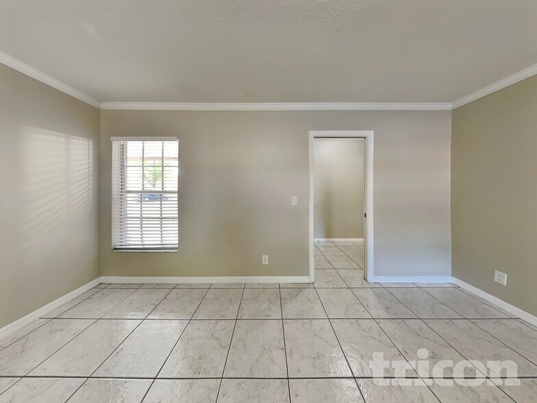 Building Photo - 14314 Ravenwood Ln