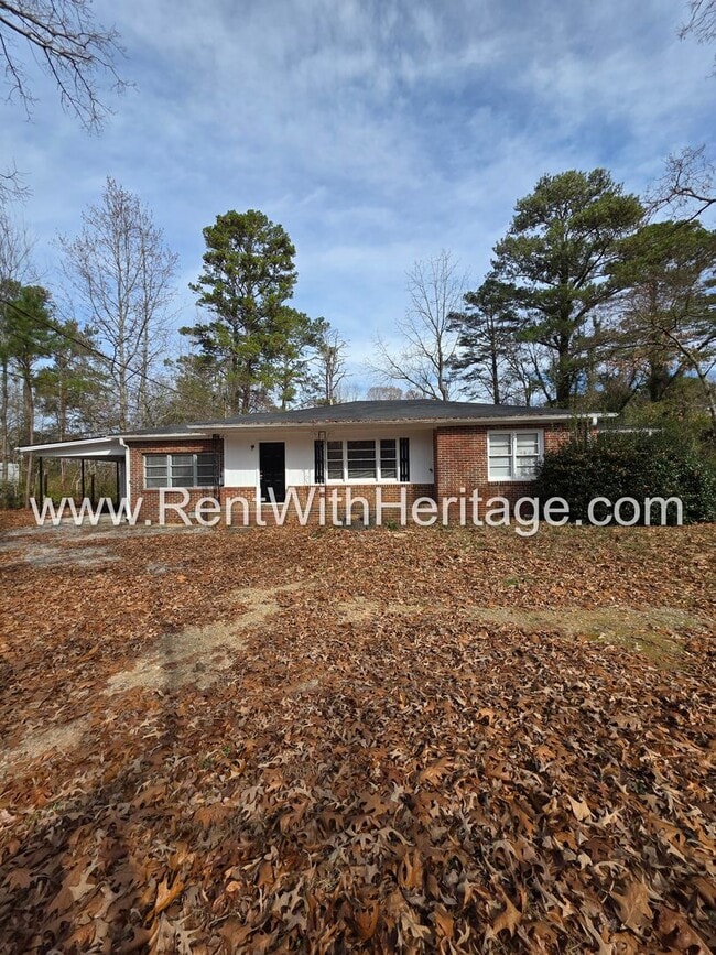 Building Photo - AWESOME RANCH HOME/ TOTAL ELECTRIC /2 LIVINGROOMS / ALMOST HALF ACRE / GREAT LOCATION/ POPULAR BR...
