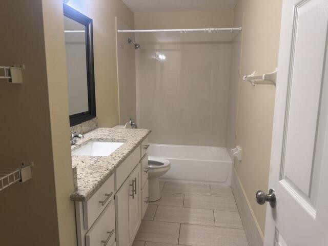 Building Photo - 13616 Yarmouth Ct