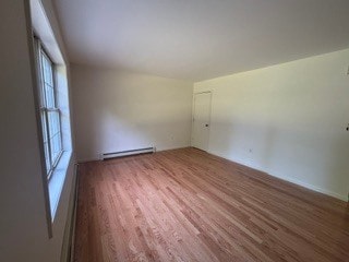 Building Photo - 86 Maple St