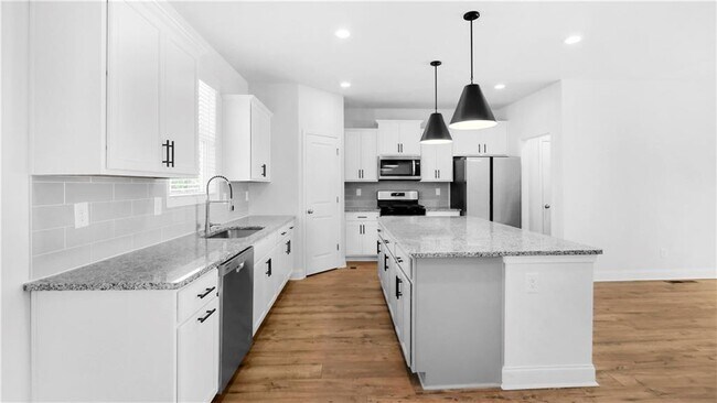 Building Photo - 1274 Ainsworth Alley