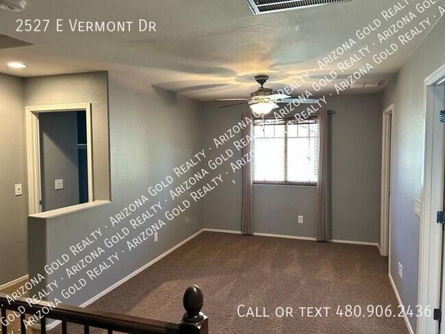 Building Photo - Cove at Vincenz