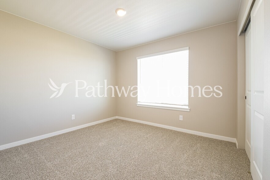 Building Photo - 18043 E 94th Pl