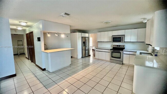 Building Photo - 15321 SW 59th St