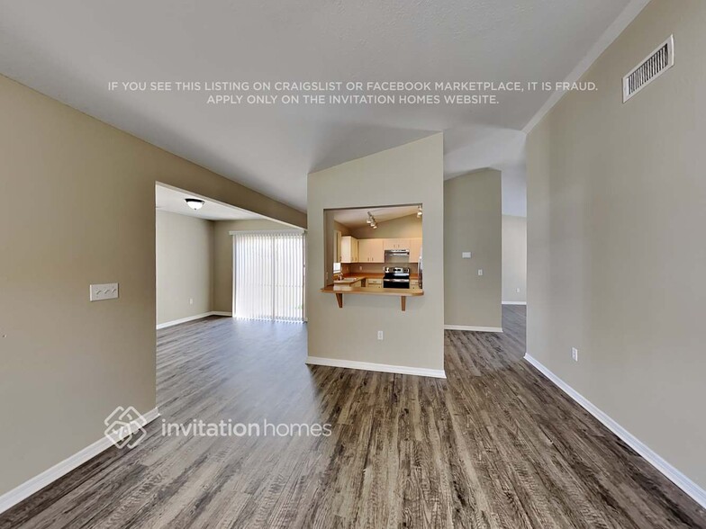 Building Photo - 8657 Pebblebrooke Way