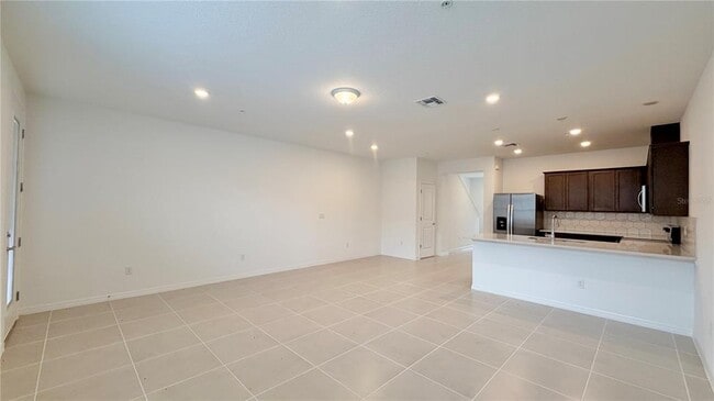 Building Photo - 4557 ORCHARD VIEW Aly