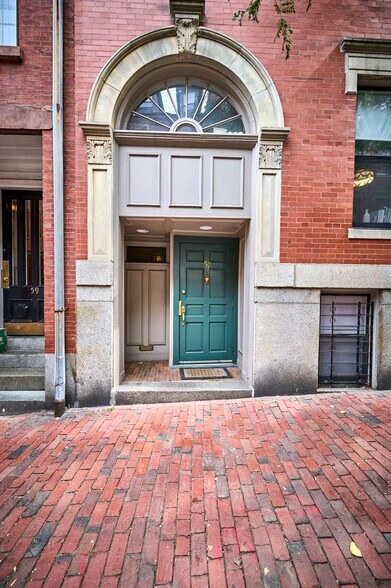 Building Photo - 57 West Cedar St
