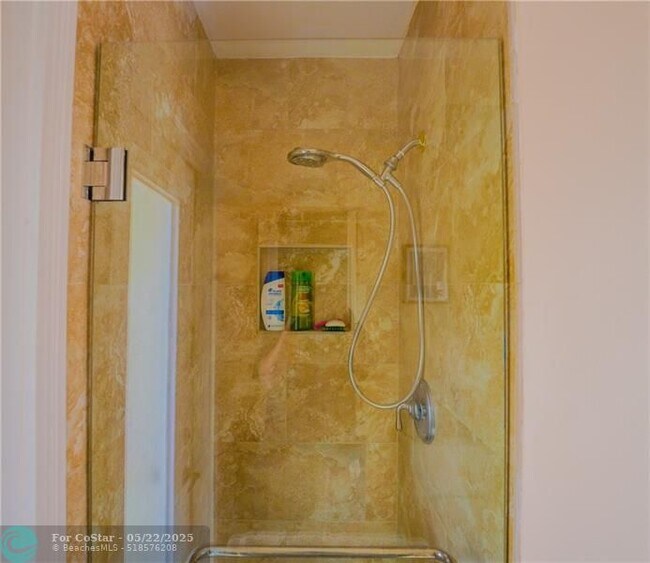 Building Photo - 20107 Ocean Key Dr