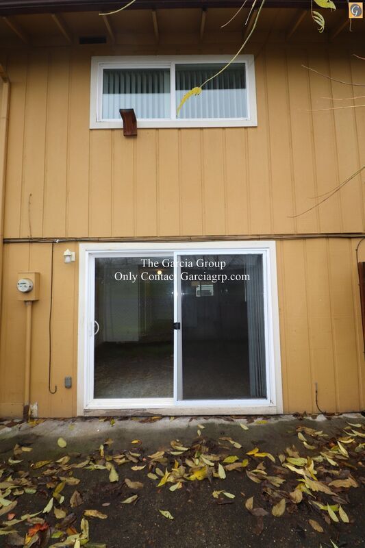 Building Photo - 581 Holmes Ln