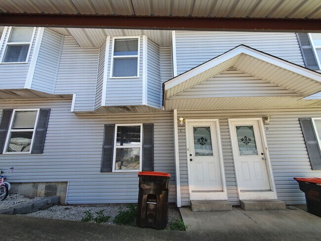 Building Photo - 20304 Skyview Dr