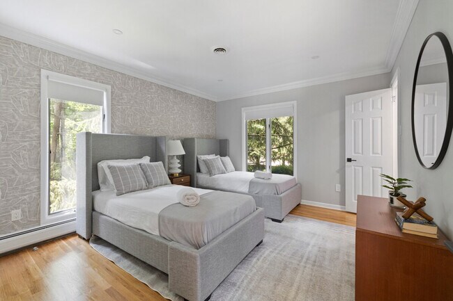 Building Photo - 2A Cherry Ln