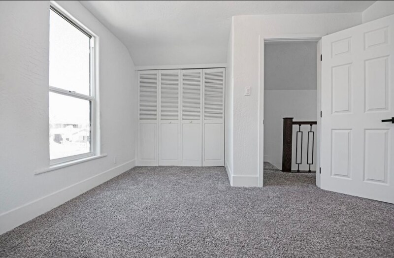 Building Photo - 325 W Bush St