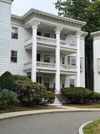 Building Photo - 134 Middlesex Rd