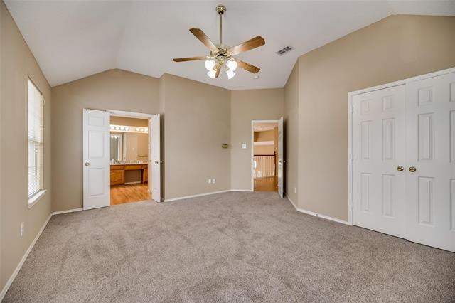 Building Photo - 2113 Glenmont Dr