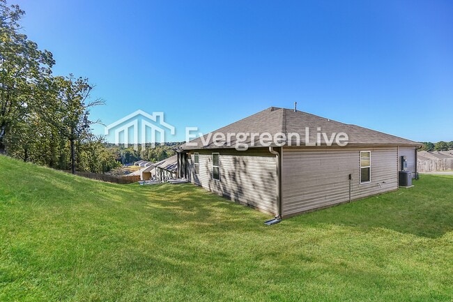 Building Photo - 12 Spg Rdg Ln