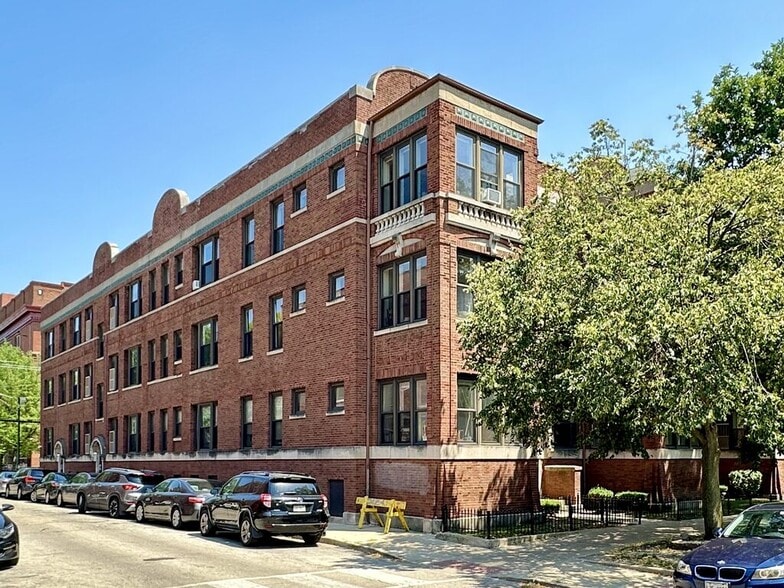 Primary Photo - 3147 W Medill Ave