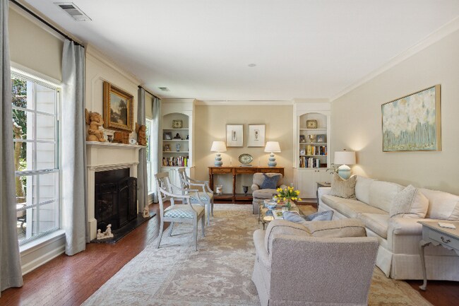 Building Photo - 4545 Chelton Ct SE