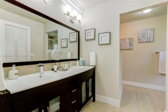 Building Photo - 1130 NW 78th Terrace