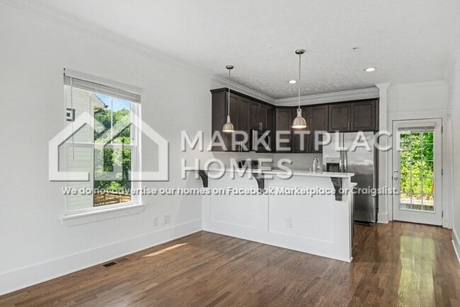 Building Photo - 178 Briar Rd