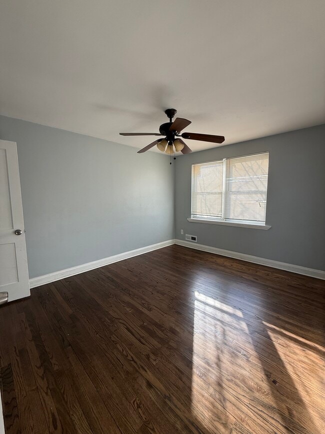 Building Photo - 613 S Beechfield Ave