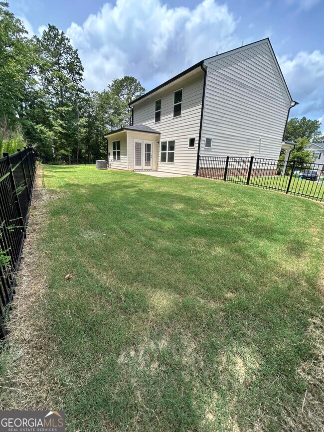 Building Photo - 284 Coastal Dr