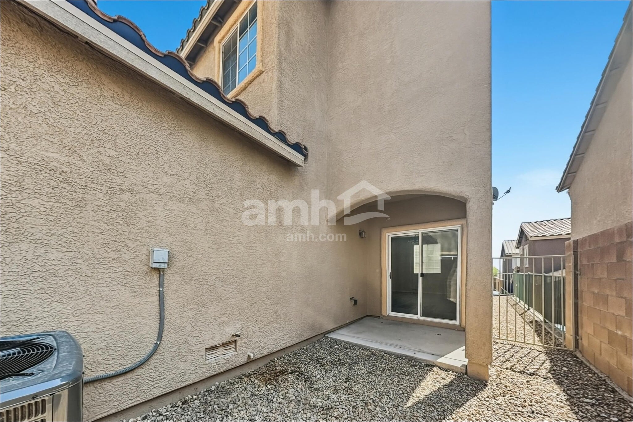 Building Photo - 10625 Mountain Stream Ct