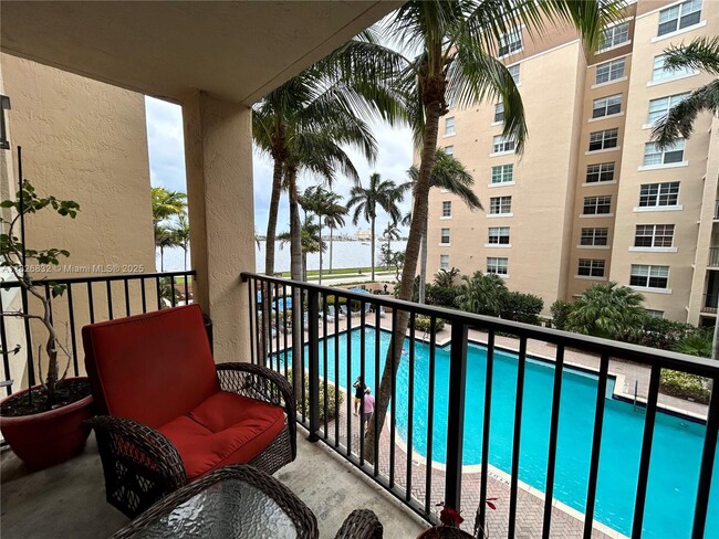 Primary Photo - 1801 N Flagler Dr