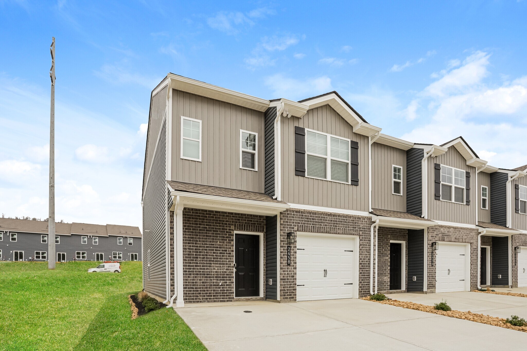 Building Photo - 2458 Legg Ln