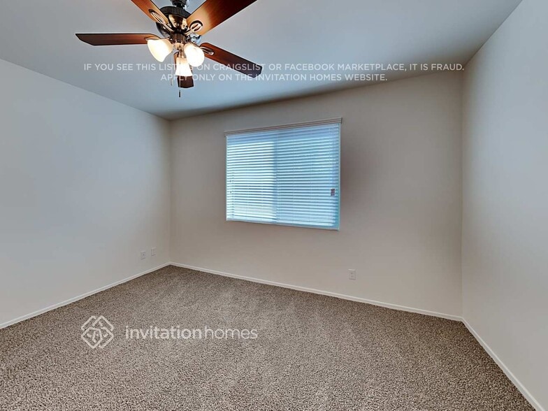 Building Photo - 12241 W Hide Trail