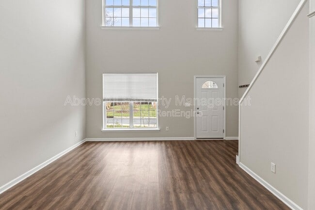 Building Photo - 400 Berlin Way