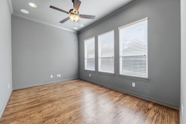 Building Photo - 2847 King's Retreat Cir