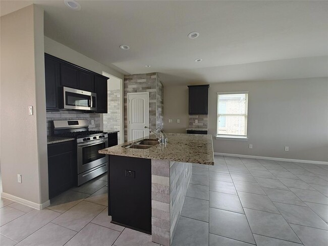 Building Photo - 3019 Erickson Manor Ct