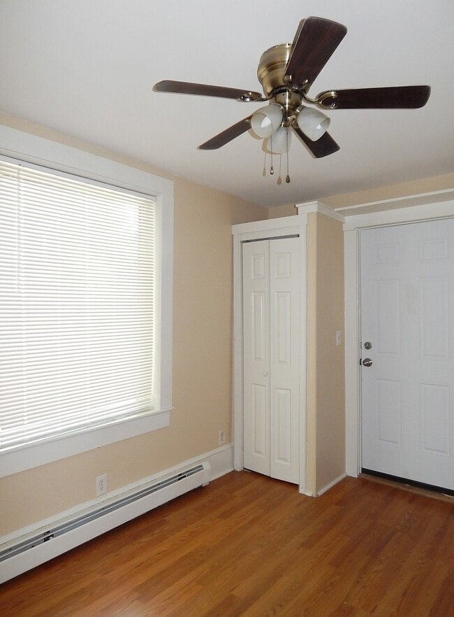 Building Photo - 73 Somerset St