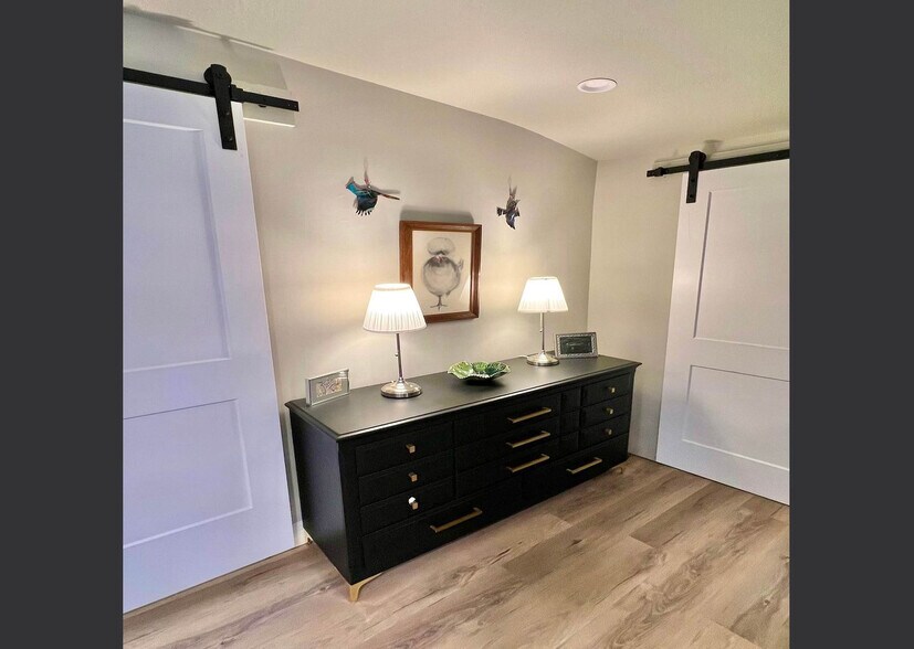 Building Photo - 437 N 700 W