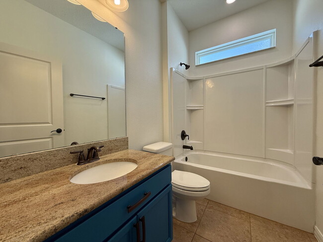 Building Photo - 10551 Park Meadowbrooke Dr