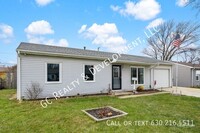 Building Photo - 624 Belmont Dr