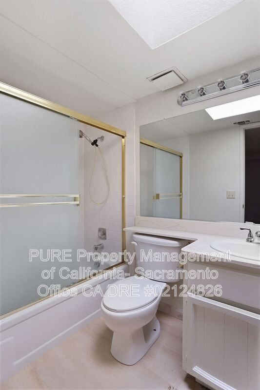Building Photo - 7423 Willowcreek Dr