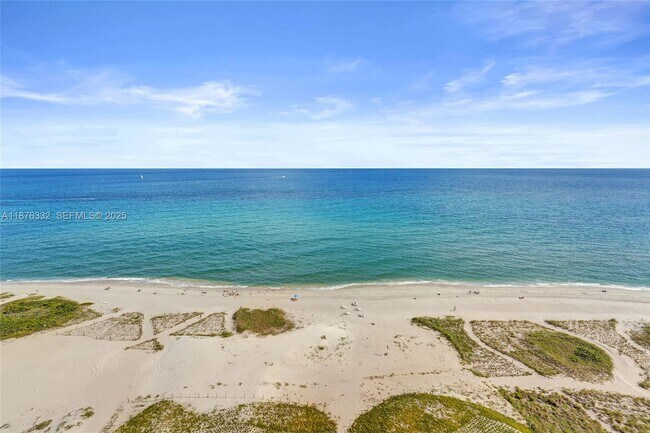 Building Photo - 900 N Ocean Blvd