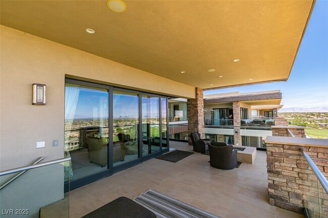 Building Photo - 1500 MacDonald Ranch Dr