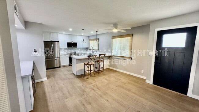 Building Photo - 8516 E McDonald Dr