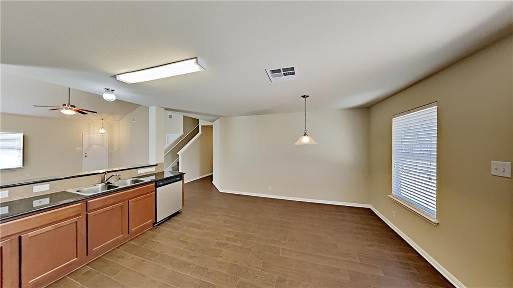Building Photo - 200 Adriana Ln